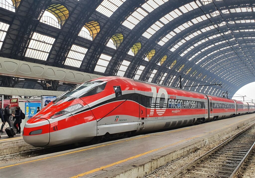 train, platform, station, city, locomotive, trenitalia, italy, milan, high-speed train, rail, railway, railroad, railway station, train station, railway system, transportation, passenger train, commute, public transportation, transport, traffic, train ride, train travel, travel, trenitalia, trenitalia, trenitalia, trenitalia, trenitalia